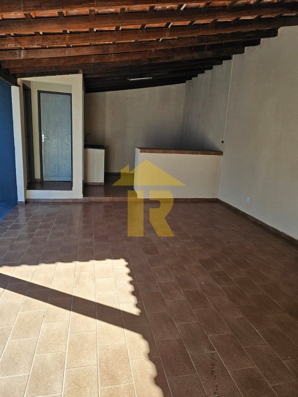 Casa com 3 quartos à venda, 288m² — foto 18 de 26