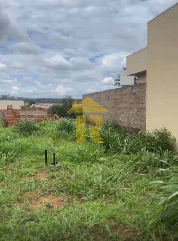 Terreno / Lote / Condomínio  à venda, 200m² — foto 3 de 6
