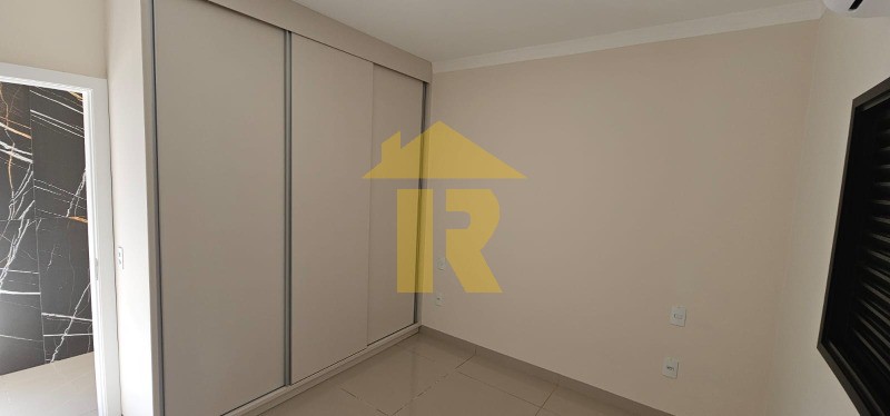 Casa de Condomínio com 3 quartos à venda, 285m² — foto 15 de 28
