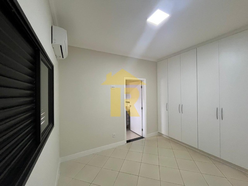 Casa de Condomínio com 3 quartos à venda e aluguel, 210m² — foto 11 de 25