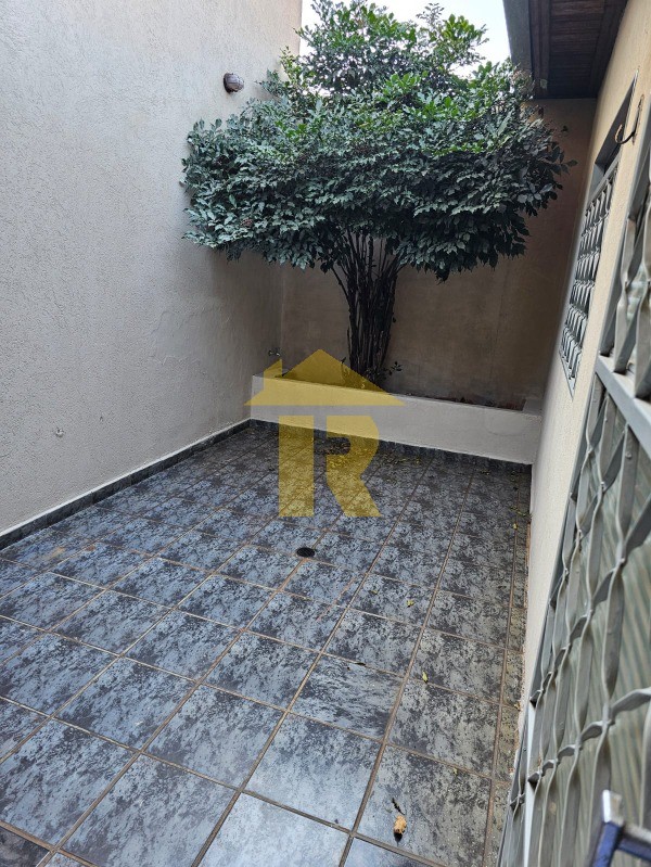 Casa com 3 quartos à venda, 288m² — foto 23 de 26
