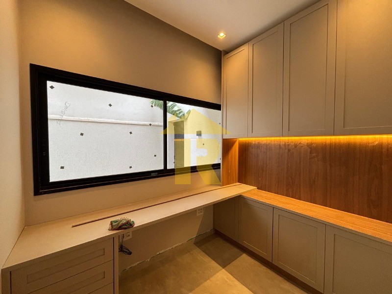 Casa de Condomínio com 4 quartos à venda, 280m² — foto 4 de 13