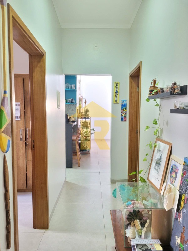 Casa com 3 quartos à venda, 136m² — foto 6 de 9