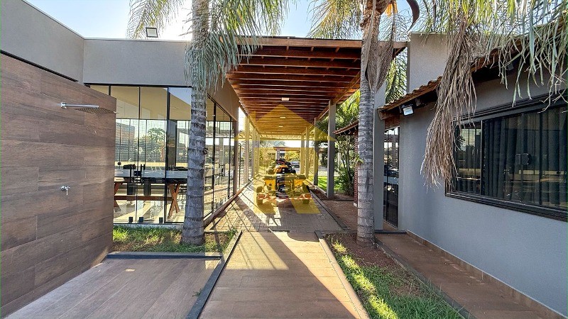 Casa de Condomínio com 3 quartos à venda, 350m² — foto 18 de 40