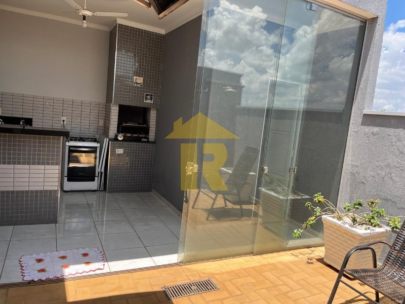 Casa de Condomínio com 2 quartos à venda, 127m² — foto 13 de 44