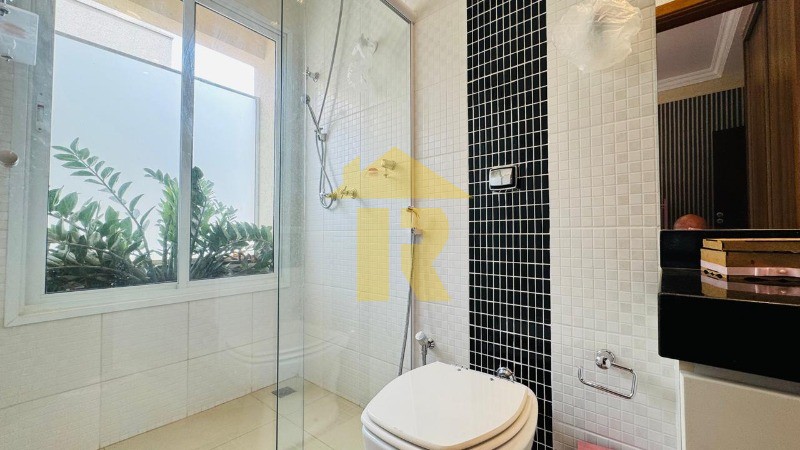 Casa de Condomínio com 4 quartos à venda, 311m² — foto 28 de 45