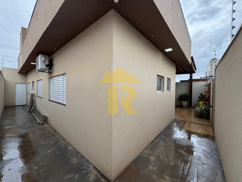 Casa com 3 quartos à venda, 122m² — foto 22 de 23