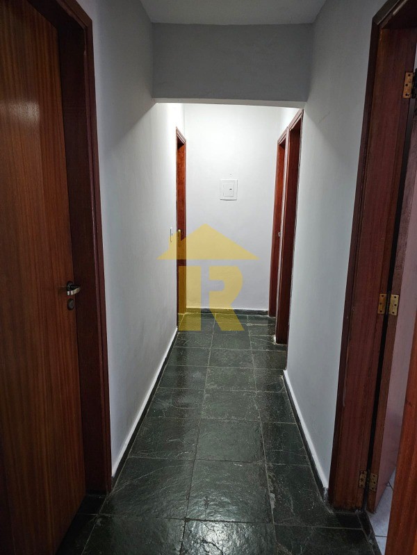 Casa com 3 quartos à venda, 288m² — foto 6 de 26