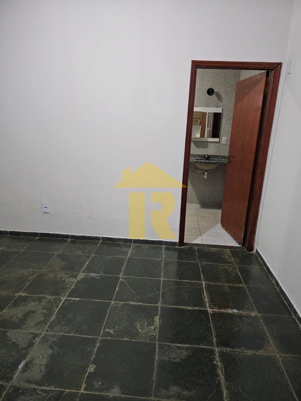 Casa com 3 quartos à venda, 288m² — foto 11 de 26