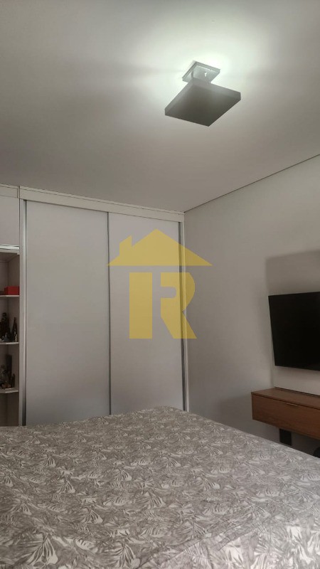 Casa de Condomínio com 3 quartos à venda, 180m² — foto 13 de 18