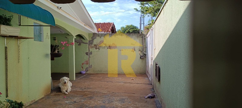 Casa com 3 quartos à venda, 129m² — foto 1 de 21