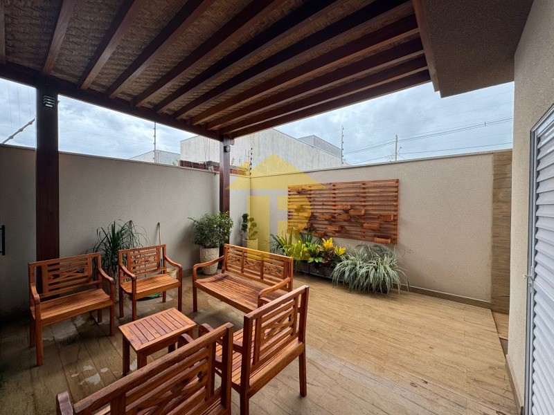 Casa com 3 quartos à venda, 122m² — foto 21 de 23