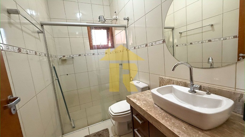 Casa de Condomínio com 3 quartos à venda, 230m² — foto 12 de 41