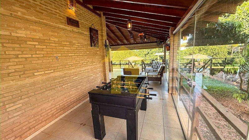 Casa de Condomínio com 3 quartos à venda, 230m² — foto 16 de 41
