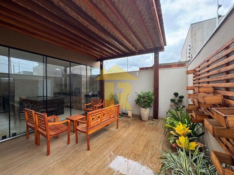 Casa com 3 quartos à venda, 122m² — foto 20 de 23