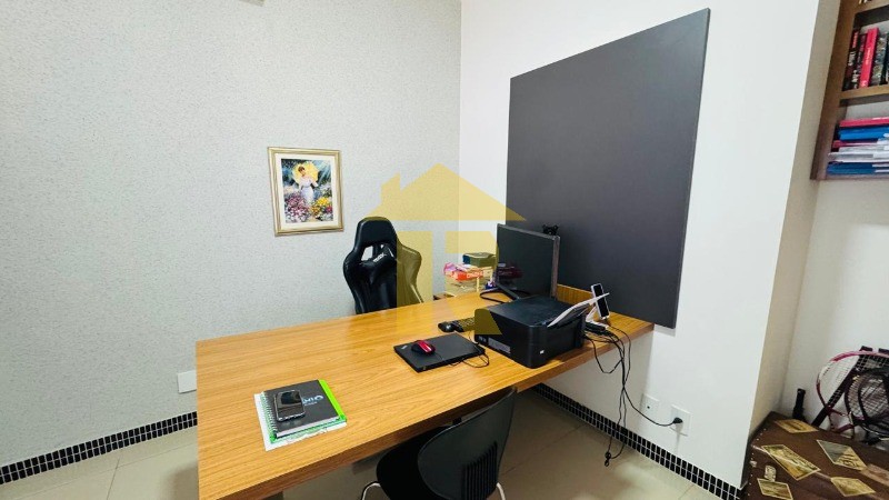 Casa de Condomínio com 4 quartos à venda, 311m² — foto 18 de 45