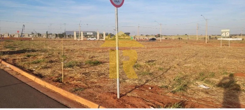 Terreno / Lote / Condomínio  à venda, 215m² — foto 2 de 10