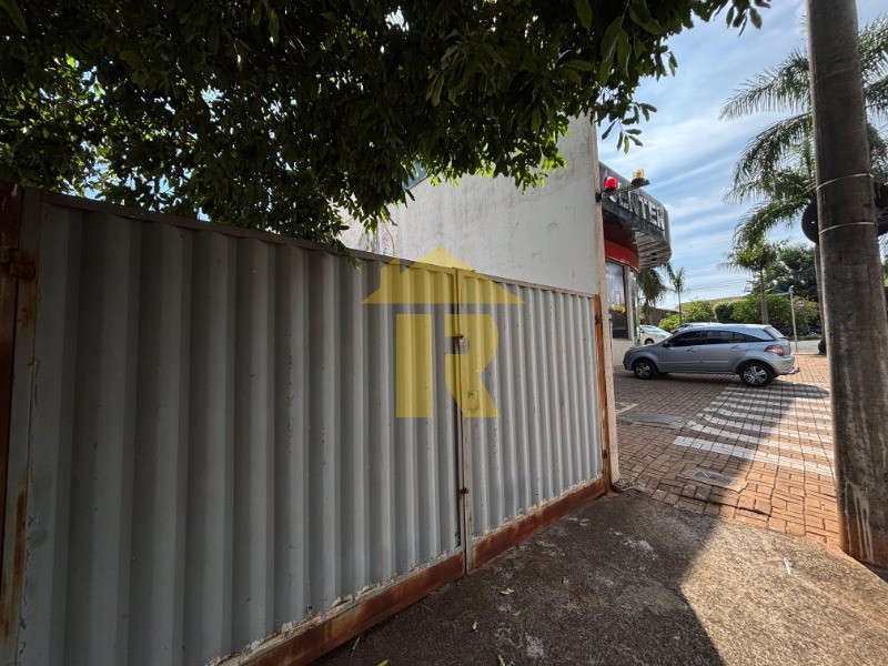 Terreno / Lote / Condomínio  à venda, 200m² — foto 3 de 11