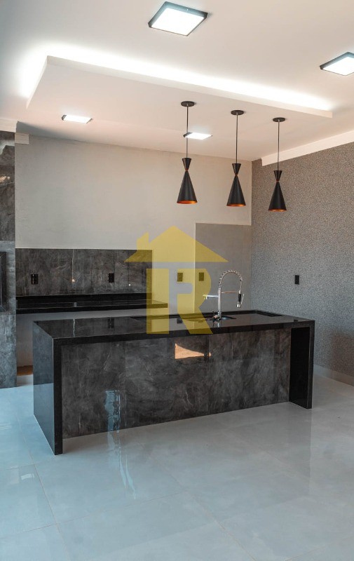 Casa com 3 quartos à venda, 120m² — foto 13 de 17