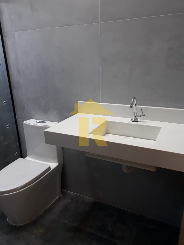 Casa com 3 quartos à venda, 120m² — foto 16 de 17