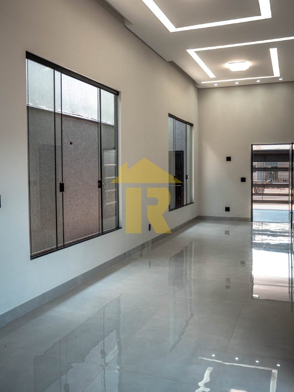 Casa com 3 quartos à venda, 120m² — foto 8 de 17