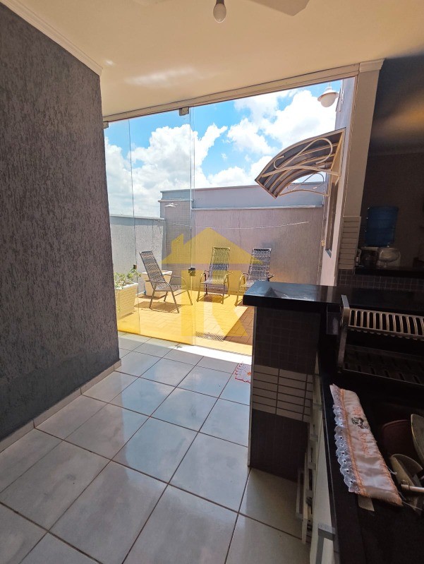 Casa de Condomínio com 2 quartos à venda, 127m² — foto 14 de 44