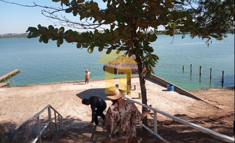 Terreno / Lote / Condomínio  à venda, 825m² — foto 6 de 9