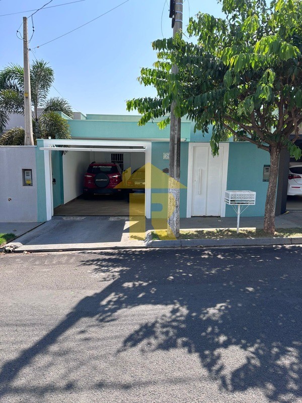 Casa com 2 quartos à venda, 122m² — foto 1 de 21