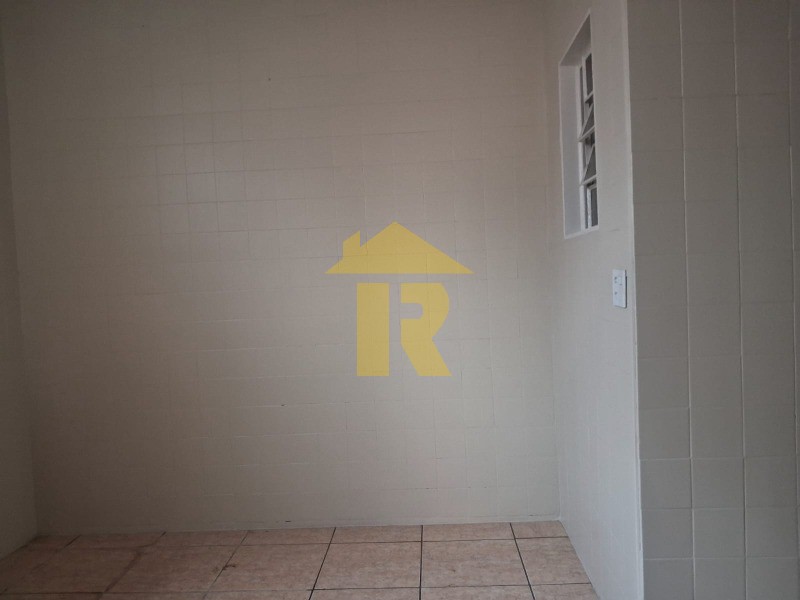 Casa com 3 quartos à venda e aluguel, 246m² — foto 30 de 38