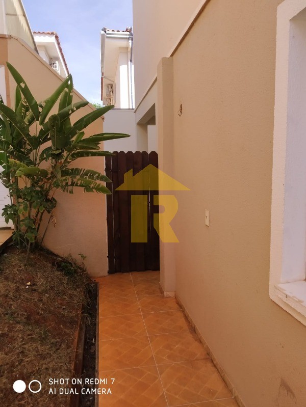 Casa de Condomínio com 4 quartos à venda e aluguel, 124m² — foto 3 de 25