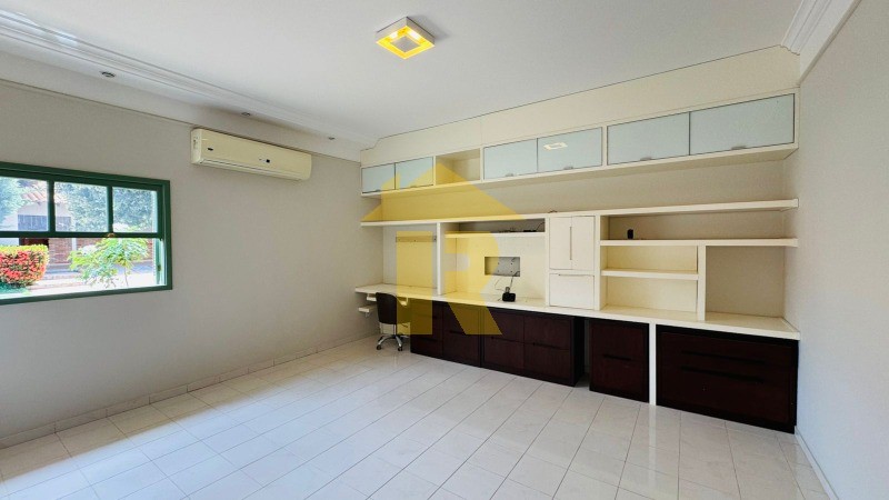 Casa de Condomínio com 4 quartos à venda e aluguel, 290m² — foto 8 de 48