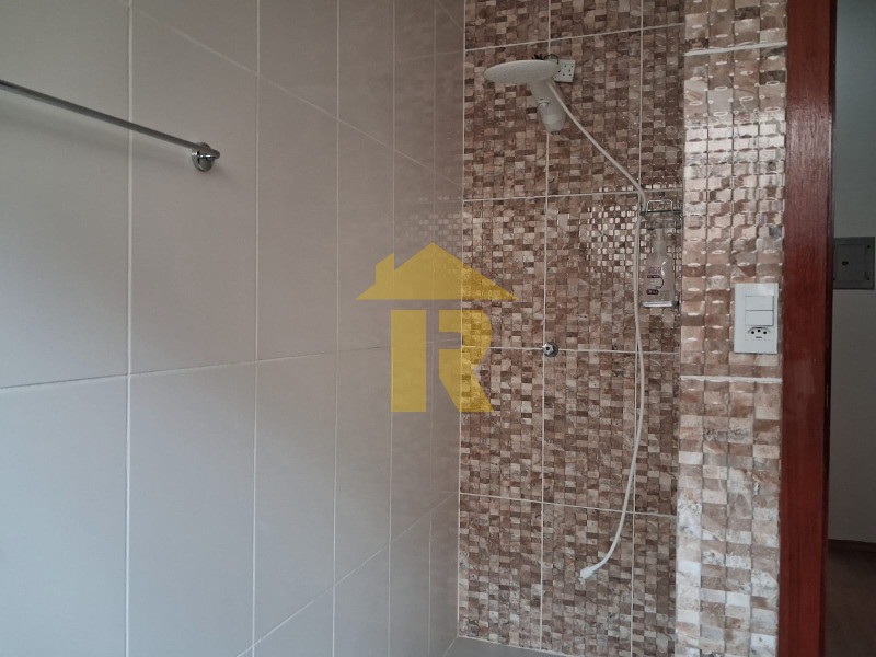 Casa com 3 quartos à venda e aluguel, 246m² — foto 25 de 38