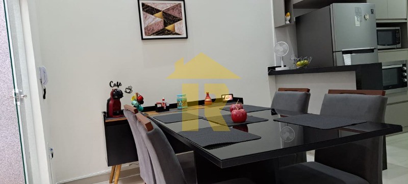 Casa com 3 quartos à venda, 140m² — foto 6 de 10