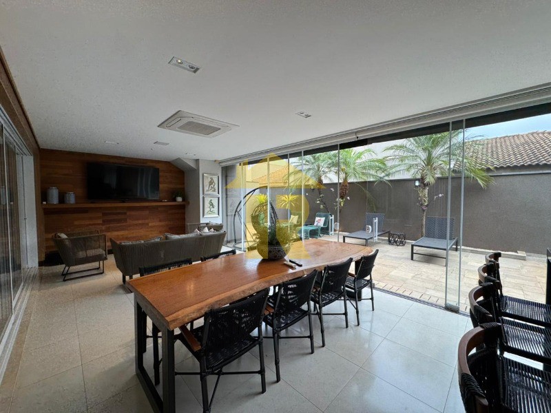 Casa de Condomínio com 4 quartos à venda, 400m² — foto 39 de 52