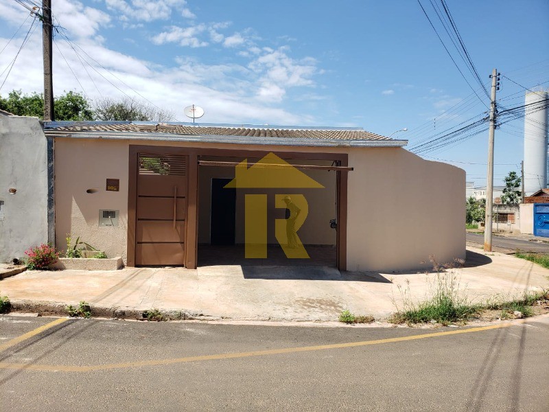 Casa com 2 quartos à venda, 100m² — foto 2 de 15