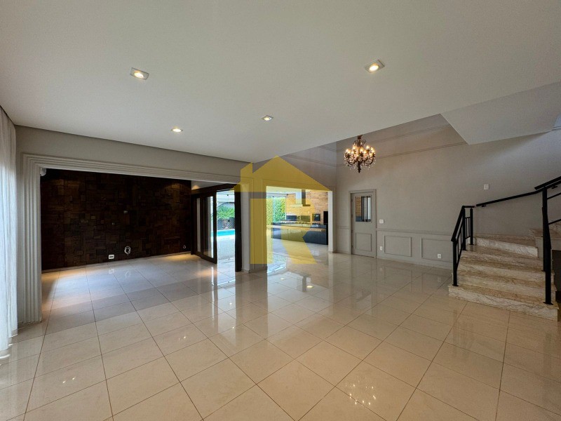 Casa de Condomínio com 3 quartos à venda, 372m² — foto 4 de 36