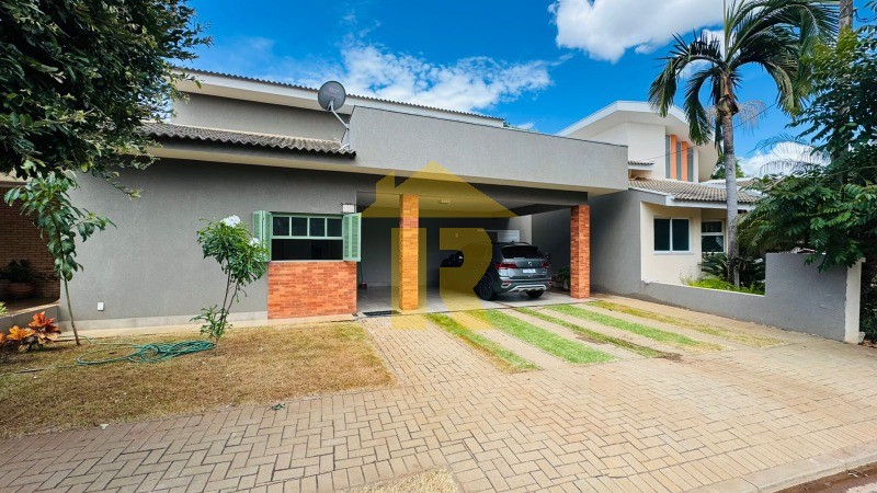 Casa de Condomínio com 4 quartos à venda e aluguel, 290m² — foto 2 de 48