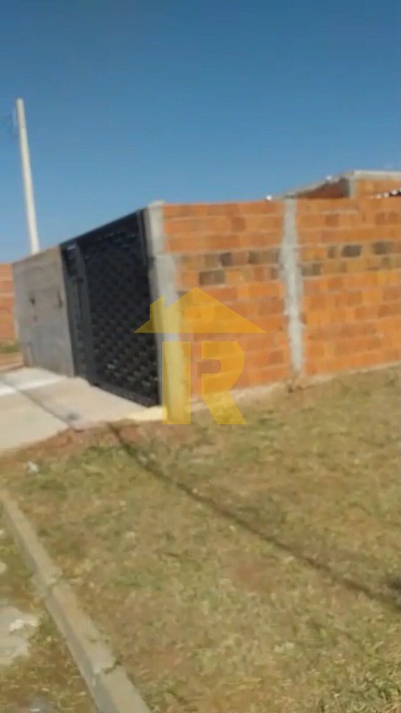Terreno / Lote / Condomínio  à venda, 200m² — foto 3 de 10