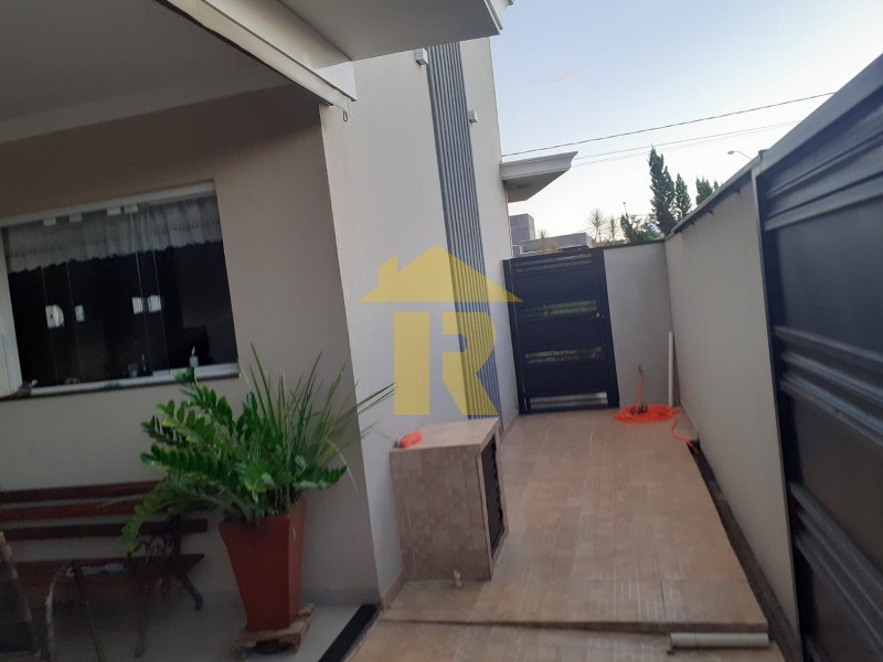 Casa de Condomínio com 3 quartos à venda, 130m² — foto 14 de 24