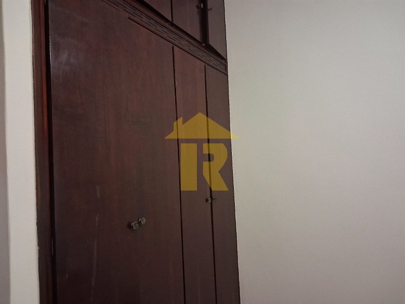 Casa com 3 quartos à venda e aluguel, 246m² — foto 35 de 38