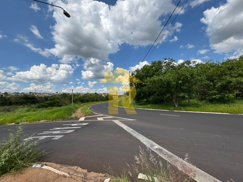 Terreno / Lote / Condomínio  à venda, 383m² — foto 10 de 11