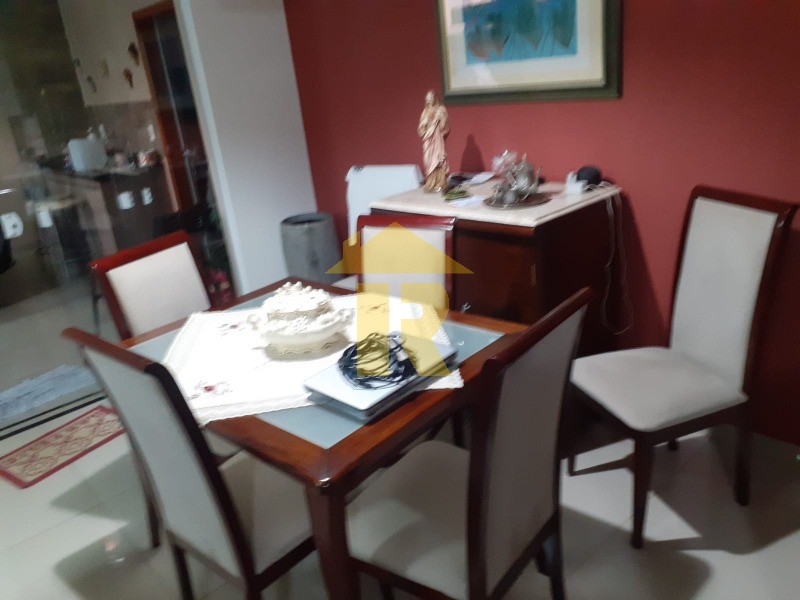 Casa de Condomínio com 3 quartos à venda, 130m² — foto 8 de 24
