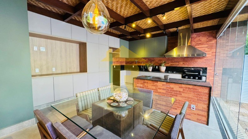 Casa de Condomínio com 4 quartos à venda e aluguel, 290m² — foto 33 de 48