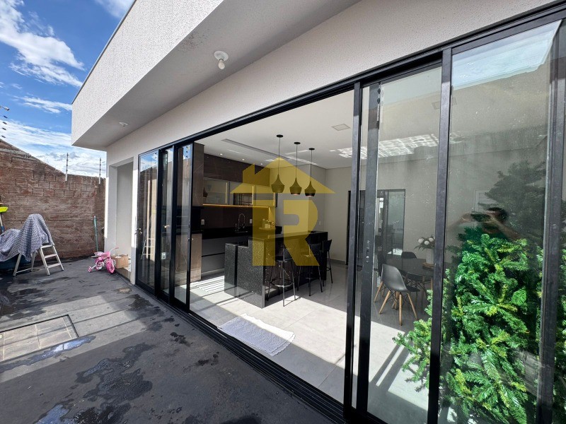 Casa com 2 quartos à venda, 97m² — foto 18 de 21