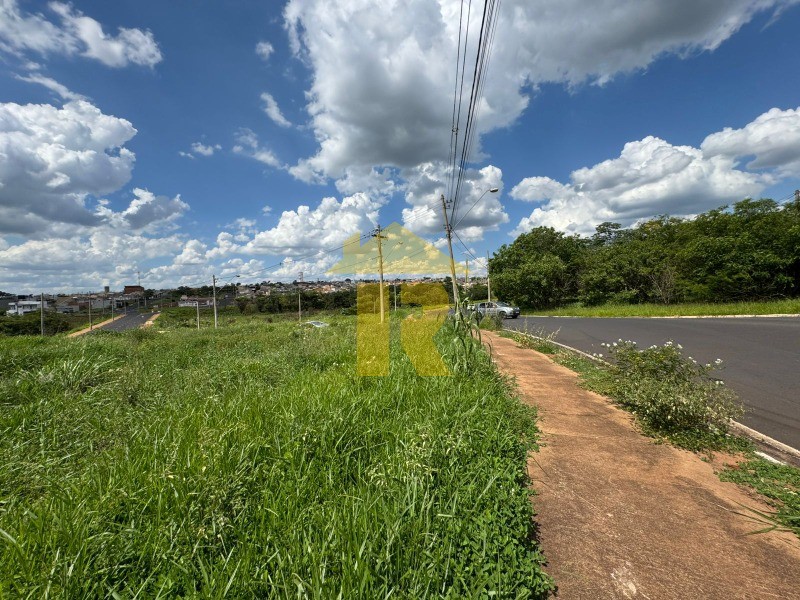 Terreno / Lote / Condomínio  à venda, 383m² — foto 5 de 11