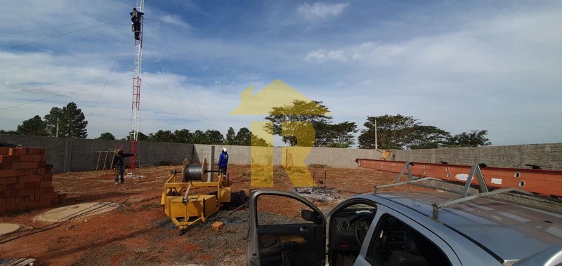 Terreno / Lote / Condomínio  à venda, 600m² — foto 1 de 6