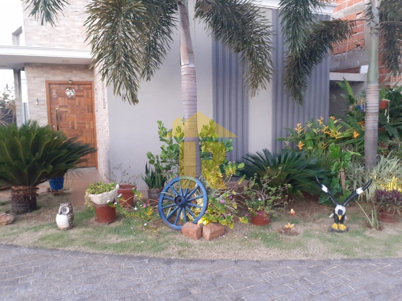 Casa de Condomínio com 3 quartos à venda, 130m² — foto 1 de 24