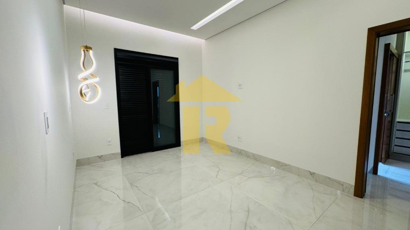 Casa de Condomínio com 3 quartos à venda, 263m² — foto 19 de 34