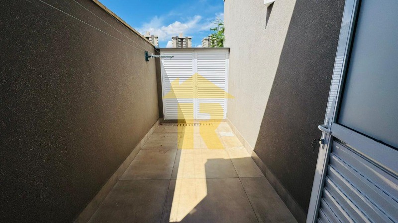 Casa de Condomínio com 4 quartos à venda e aluguel, 290m² — foto 46 de 48