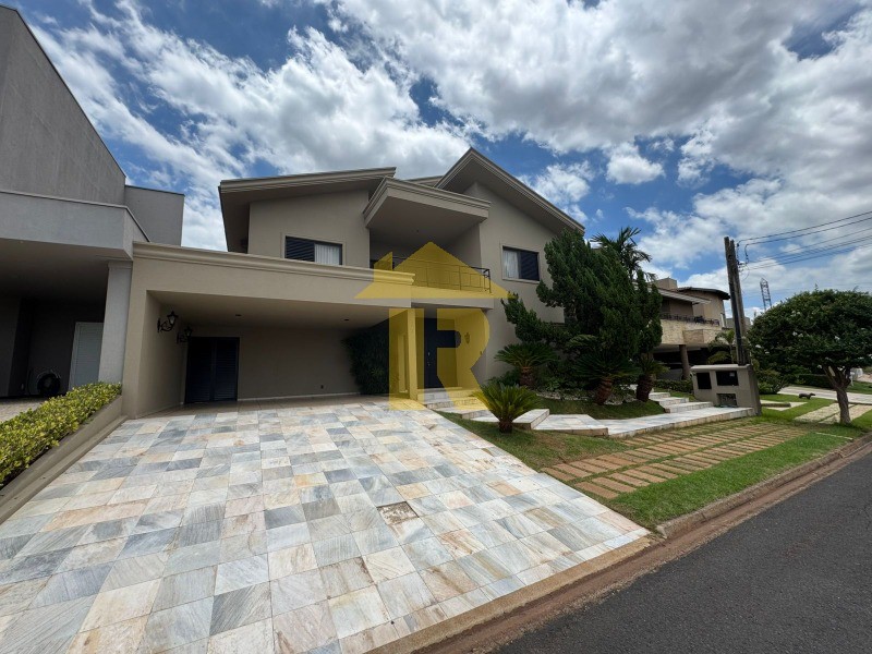Casa de Condomínio com 3 quartos à venda, 372m² — foto 2 de 36